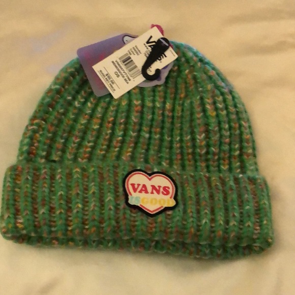 Vans x IRENEISGOOD Cuffed Beanie Hat Color Green Bee OS NWT - Picture 14 of 16